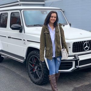 Meet your Posher, Aash